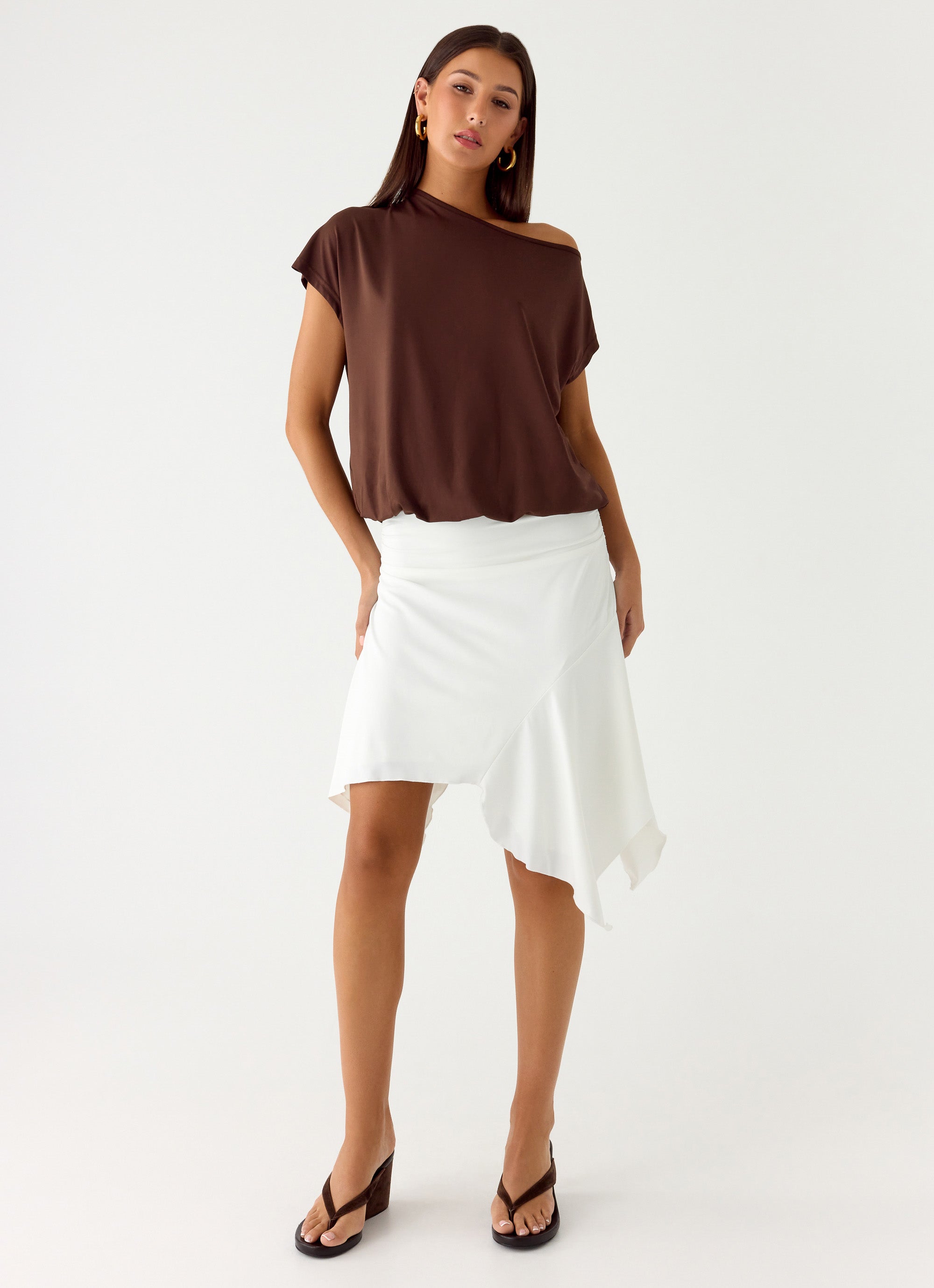 Raeni Off Shoulder Top - Chocolate